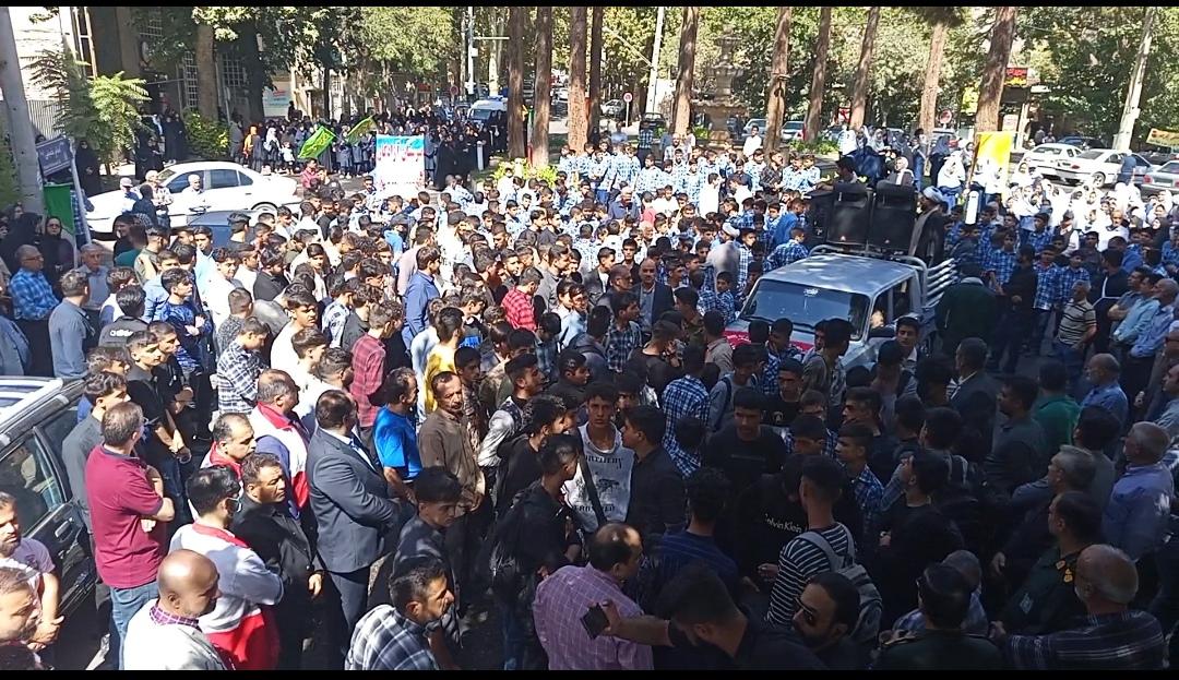 تشیع پیکر مطهر شهید حسن شم آقایی ده آبادی در شهر نطنز 
