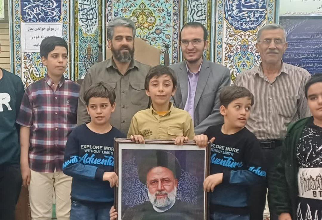 هیئت احلی من العسل مراسم سالروز شهادت شهید رئیسی را برگزار کرد