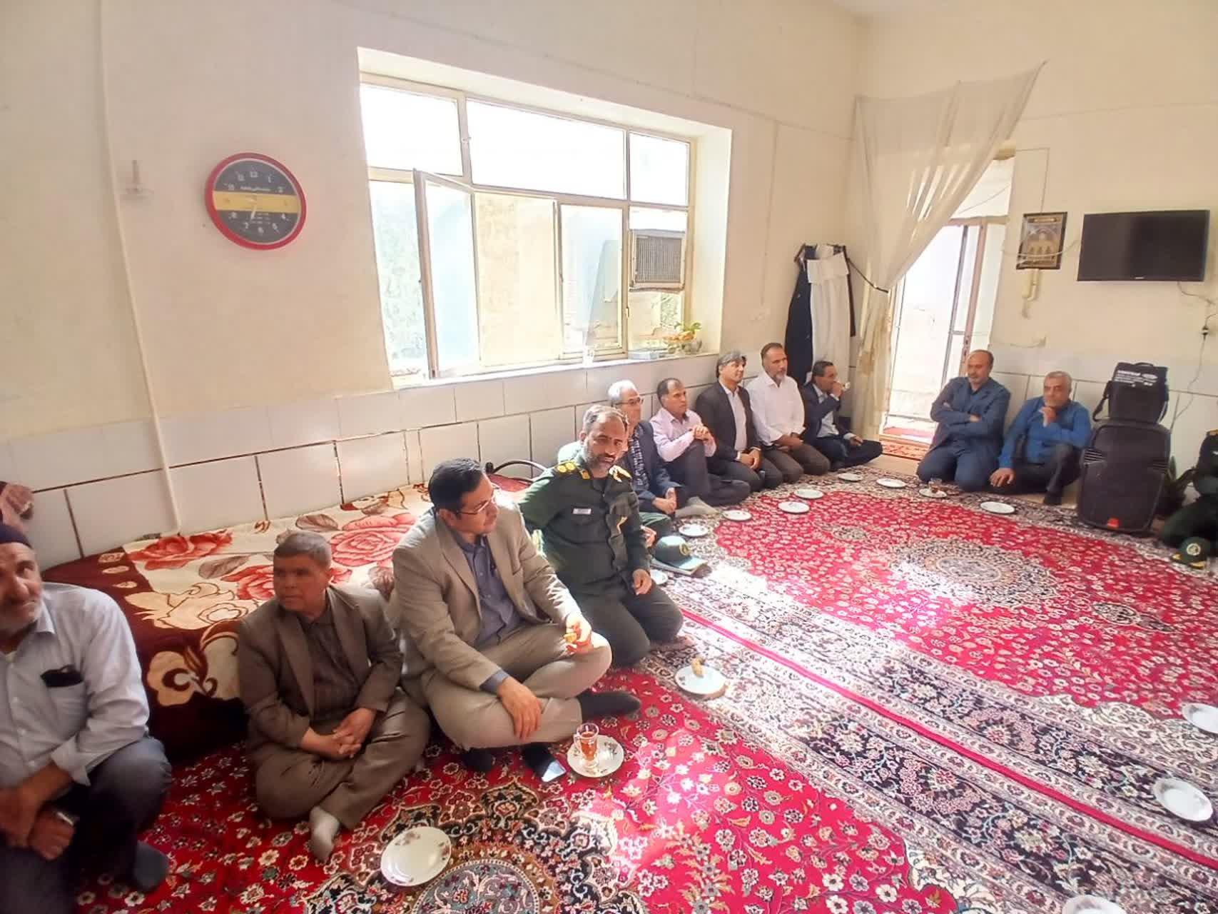 برگزاری یادواره خانگی در شهر هرند