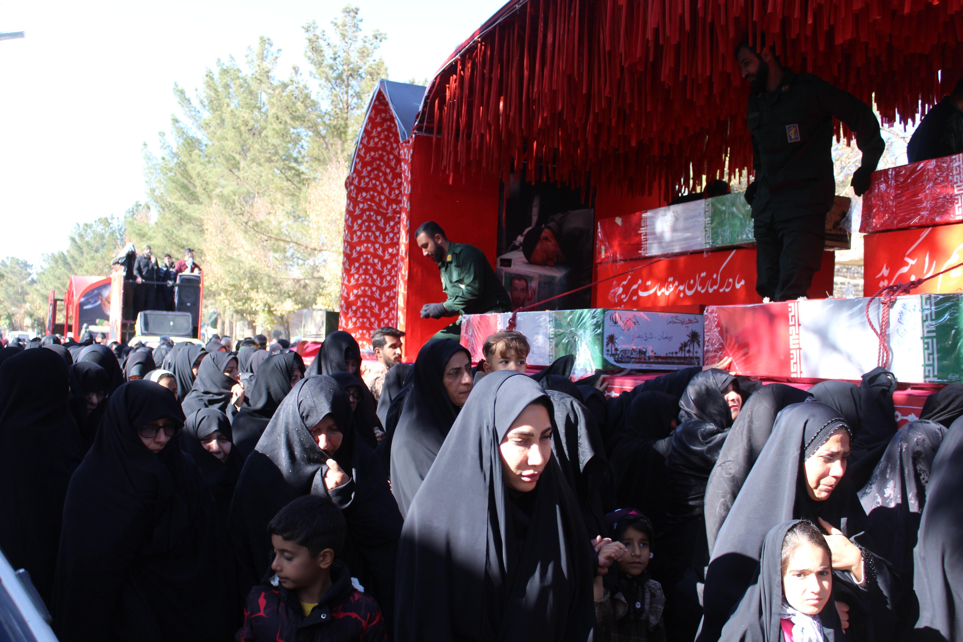 مراسم استقبال از کاروان اهالی بهشت (شهدای گمنام )در شهر هرند