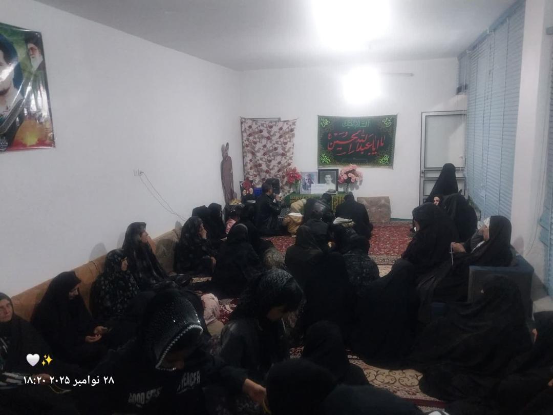 برگزاری یادواره خانگی شهید علیرضا احمدی در روستای گیشی