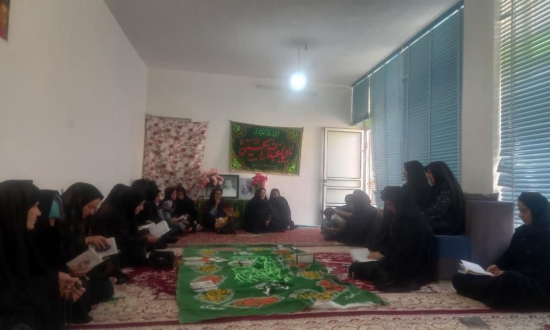 برگزاری محفل نورانی قران به نیت تعجیل در فرج آقا امام زمان در منزل شهید علیرضا احمدی